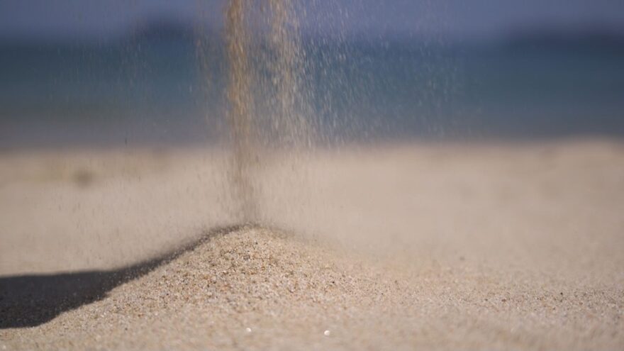 鳴き砂～砂が奏でる不思議な音色～