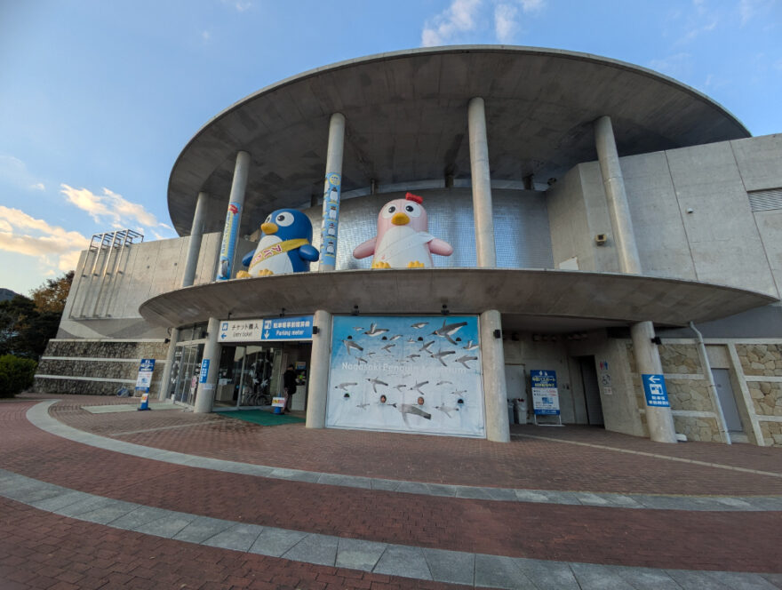 ペンギン好きにはたまらないペンギン水族館♪